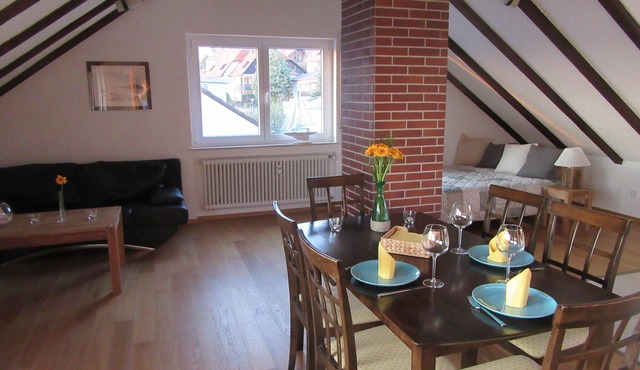Modern, bright 2-room apartment, 150m to the lake