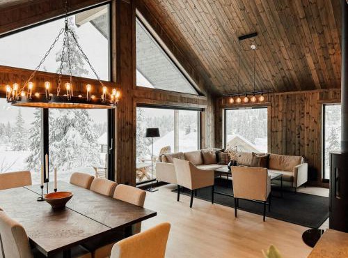Modern Cabin With Mountain View By Syningtoppen