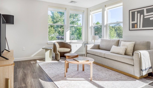Modern Cambridge 2BR w/W/D, Private access to Linear Park by Blueground
