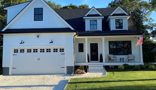 Modern Cape Cod home in vibrant beach community - steps to beach; pool access!