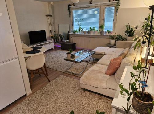 Modern Central Apartment 3-Min Walk to Station