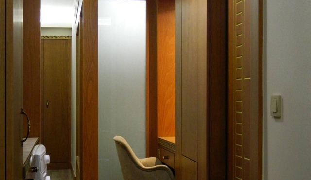 Modern & Central Flat | 1 Min to Metro | Daily Cleaning | MB RESIDENCE