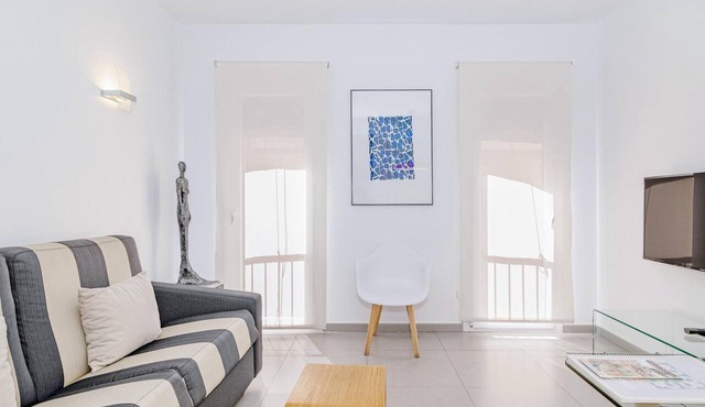 Modern, centrally located and with free car park