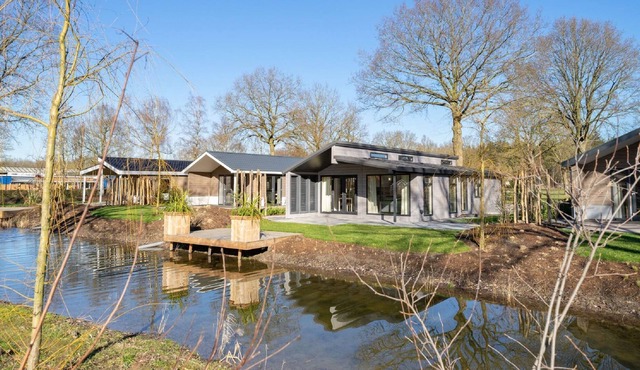 Modern chalet with dishwasher, near a nature reserve