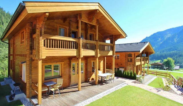 Modern Chalet with Jacuzzi in Krimml