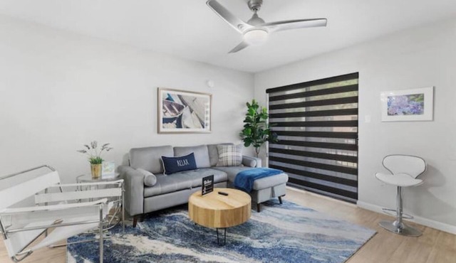 Modern, chic condo in the heart of Tempe/ASU