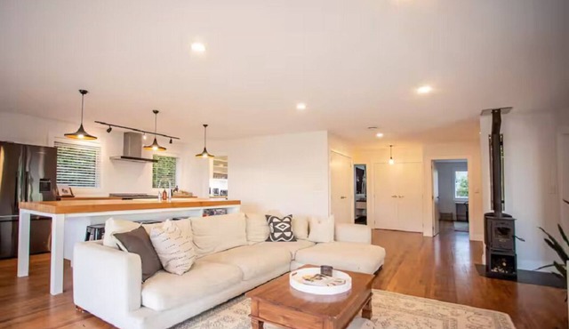 Modern Coastal Home in Doubtless Bay