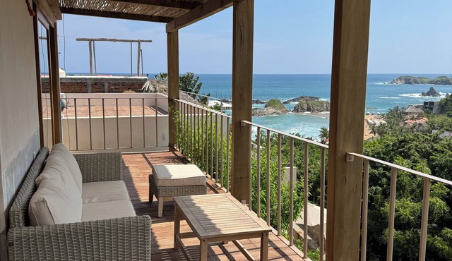 Modern Coastal Oasis — 3 Min Walk To Beach: A/C, Pool & StarLink.