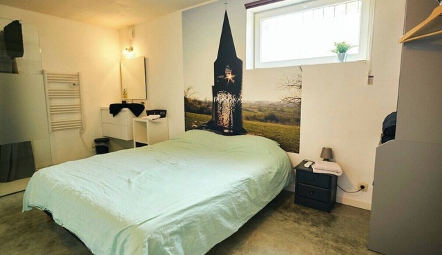 Modern Comfort ★ AC, Pellet Stove & Parking ★ 3 Min from Highway