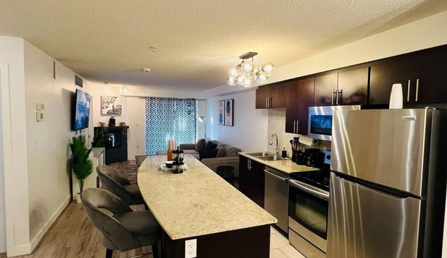 Modern Comfort in Edmonton's Heart, 2 Bedroom Apartment