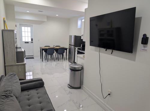 Modern Comfort - Minimal Style