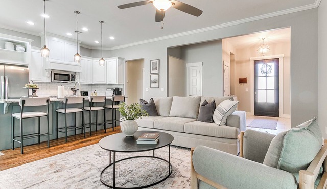 Modern Comfort on SE 38th St