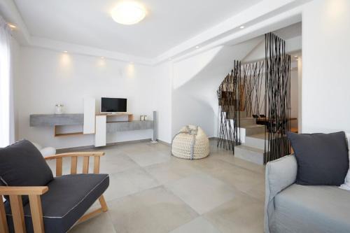 Modern & Comfortable Santorini Villa 3 Bedrooms Villa Aqua Private Pool