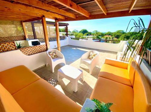 Modern Condo with a Rooftop Patio