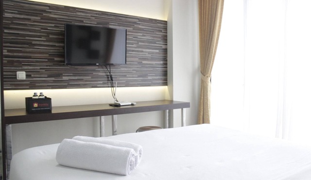 Modern & Contemporary Studio At Beverly Dago Apartment Near Itb