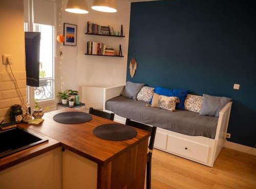 Modern Cosy Studio