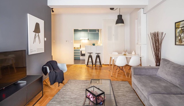 Modern Downtown Flat near the Acropolis