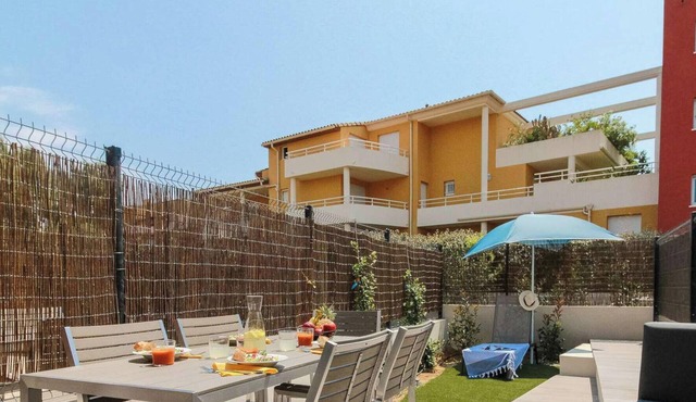 Modern duplex with pool and garden, for 6 in Bormes-les-Mimosas