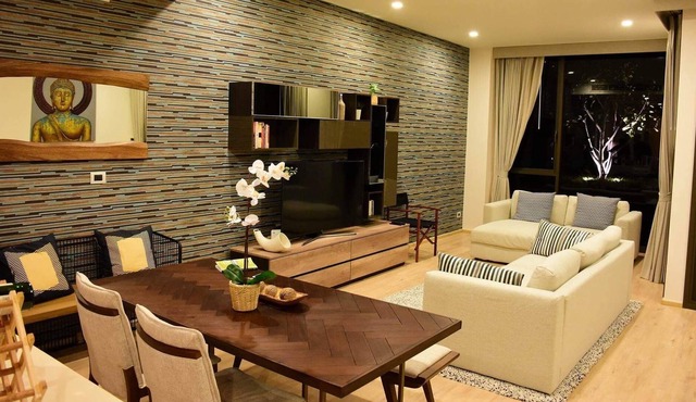 Modern duplex apartment on the beach with direct pool access