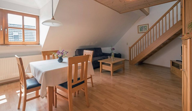 Modern eingerichtete Ferienwohnung im Dachgeschoss