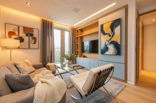 Modern Flat a few steps from the Iconic Tower Bridge