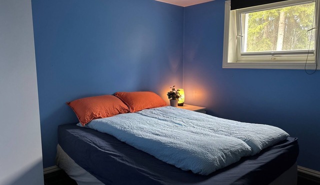 Modern flat with AC 3-bedrooms and balcony.