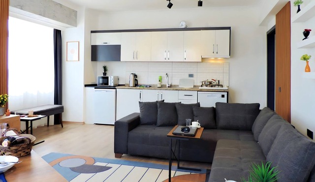 Modern Flat with Sea View 10 min to Lara Beach