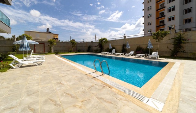 Modern Flat with Shared Closed Pool in Alanya
