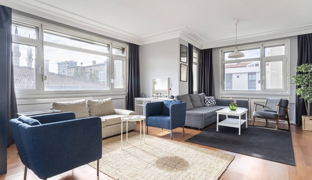 Modern Flat with Terrace on Bagdat Avenue