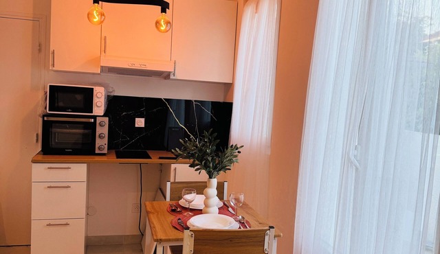 Modern, fully-equipped studio.