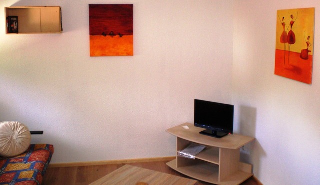 Modern, fully equipped 2 ZiKB Non smoking apartment in a quiet environment