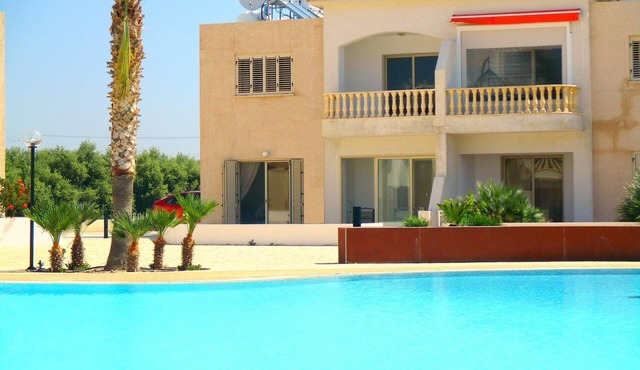 Modern Ground Floor Apartment - Great Location