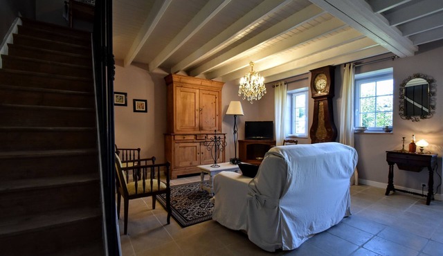 Modern Holiday Home in La Barre-de-Semilly