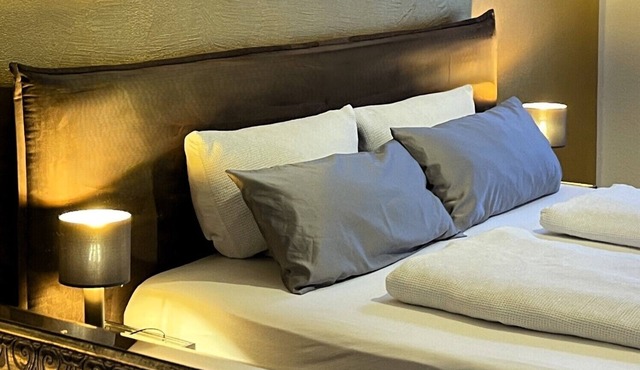 Modern holiday flat with comfortable furnishings, quiet and centrally located