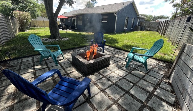 Modern Home Close to Amenities!