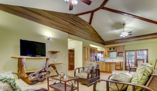 Modern Home in Quiet Neighborhood w/Balcony, WiFi, AC - Ideal for Day Trips