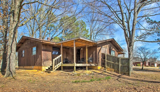Modern Hot Springs Retreat ~ 8 Mi to Nat'l Park