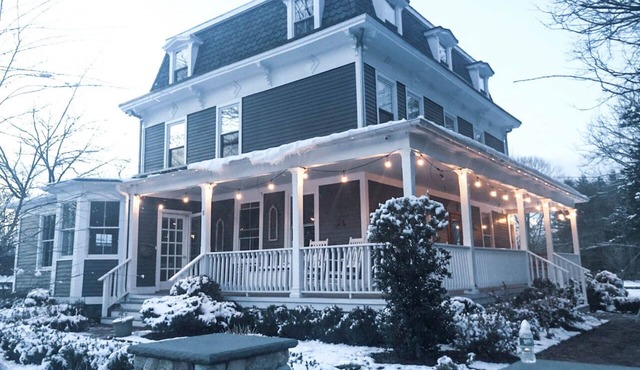 Modern Hudson Valley Farmhouse just 50 min from NYC