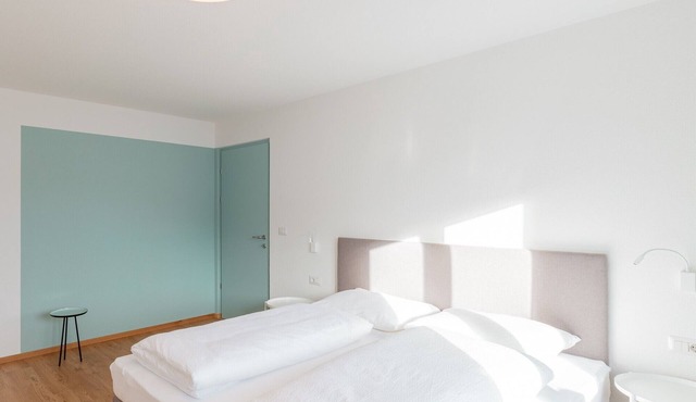 Modern "Hus Apartment - Nr. 4" with Balcony, Garden & Wi-Fi