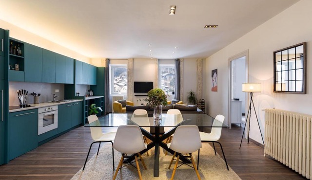 Modern Hypercenter 3BR Apartment + view 180°