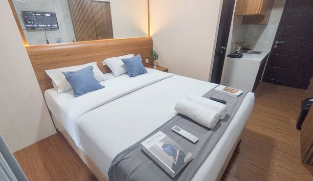 Modern Looking Studio Apartment At Suncity Residence