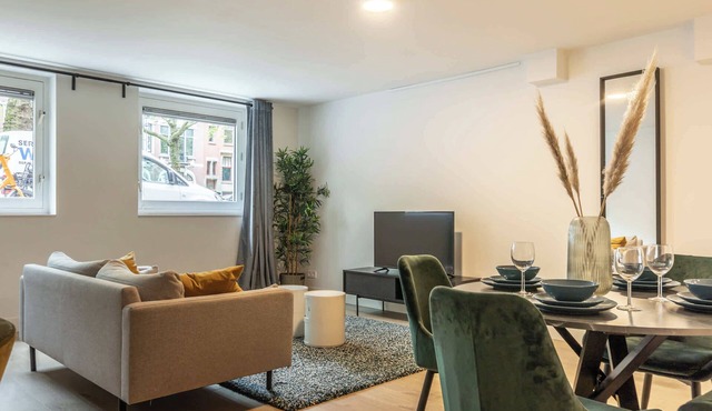 Modern Lower-Ground Apartment in Rotterdam West