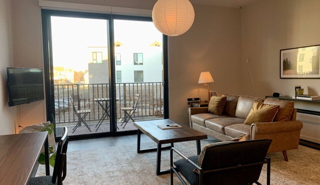 Modern Luxe 1BR Apt with Gym, Pool, and Parking