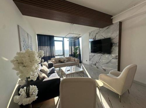 Modern Luxury apt at Sinpas Queen
