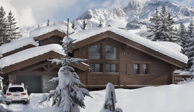 Modern Luxury Meets Alpine Charm- Private 6 Bedrooms Chalet With Spa