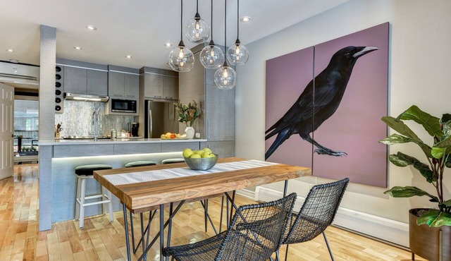 Modern Montreal Village Condo – Chic Design, Prime Location, Incredible Style!