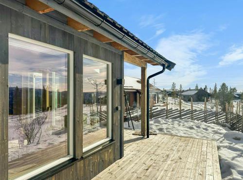 Modern Mountain Cabin Near Norefjell