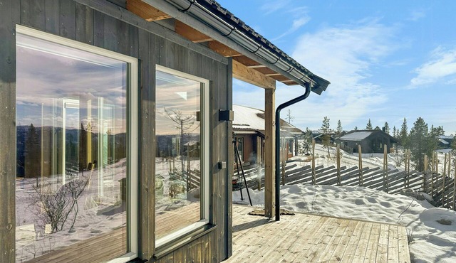 Modern mountain cabin near Norefjell