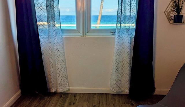 Modern Oceanfront Apartment