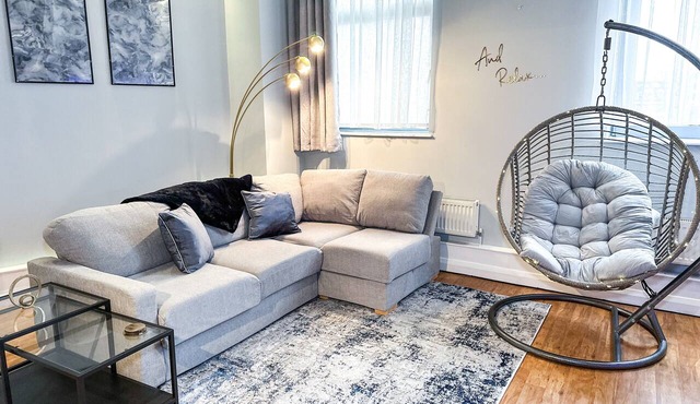 Modern One Bed Apartment Nottingham City Centre Sleeps 4/Family friendly